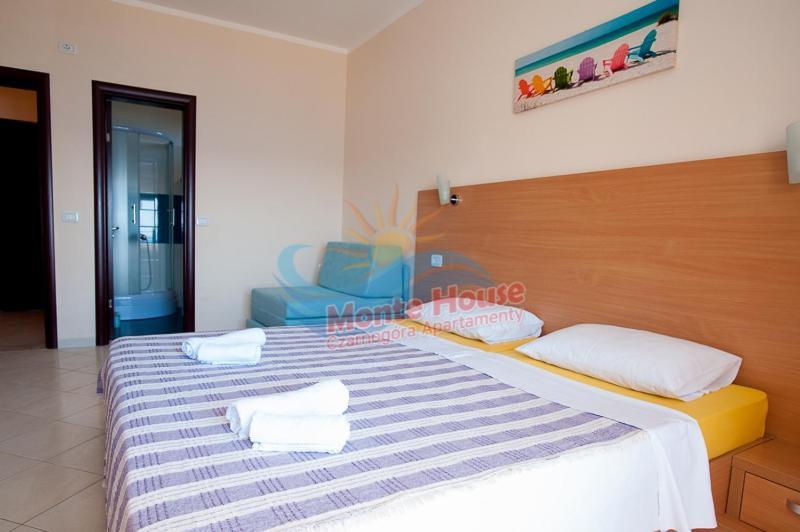 Apartments Lux Lukic Утеха Екстериор снимка