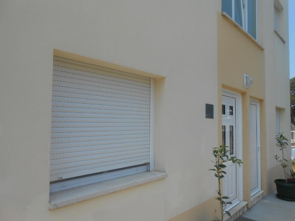 Apartments Lux Lukic Утеха Екстериор снимка